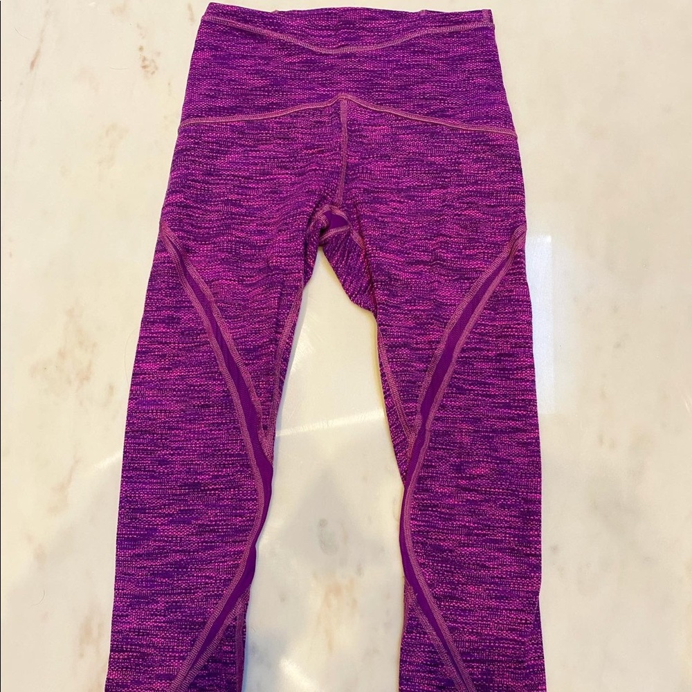 high waisted, cropped lululemon leggings: Size 4